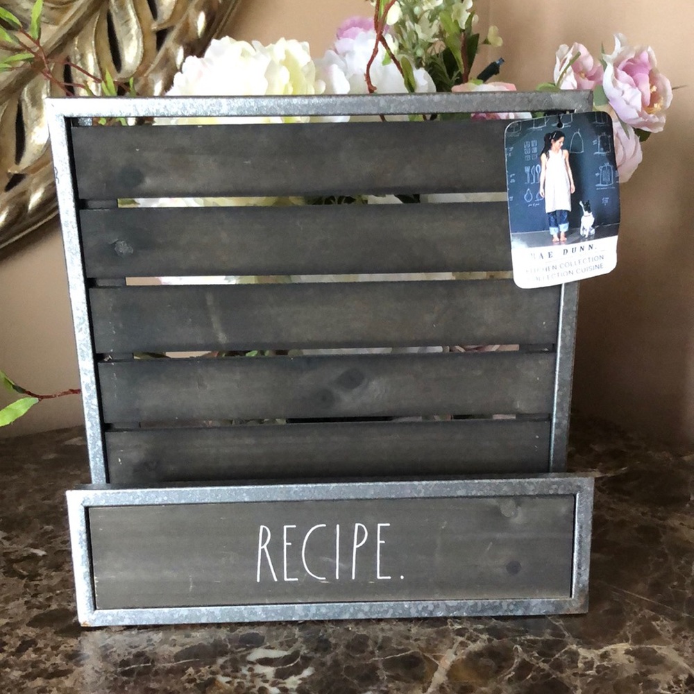NEW.RAE DUNN Rustic Wood/Metal Adjustable Cookbook Stand Holder for Kitchen
